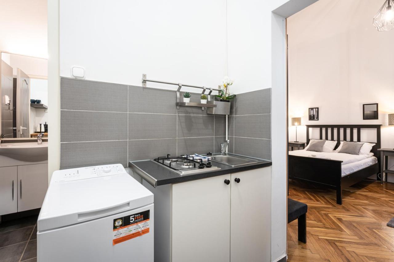 B8 - Grand Boulevard Cozy Apartment - Best Location By Bqa Budapeşte Dış mekan fotoğraf