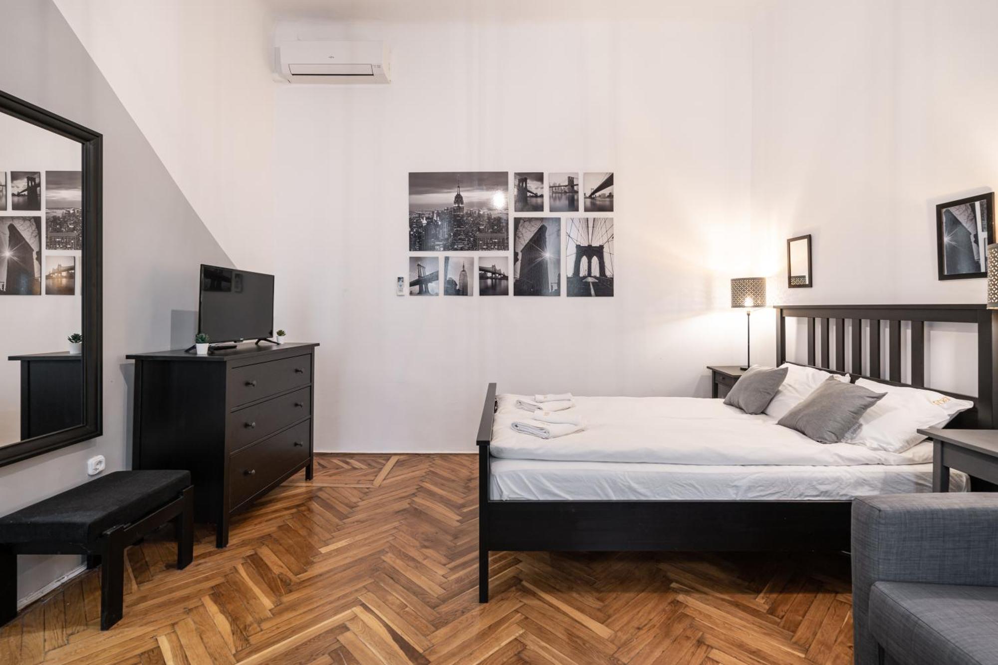 B8 - Grand Boulevard Cozy Apartment - Best Location By Bqa Budapeşte Oda fotoğraf